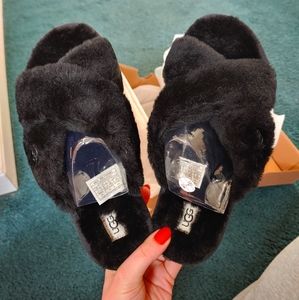 NEW UGG Fuzzette Slippers, Black, multiple sizes